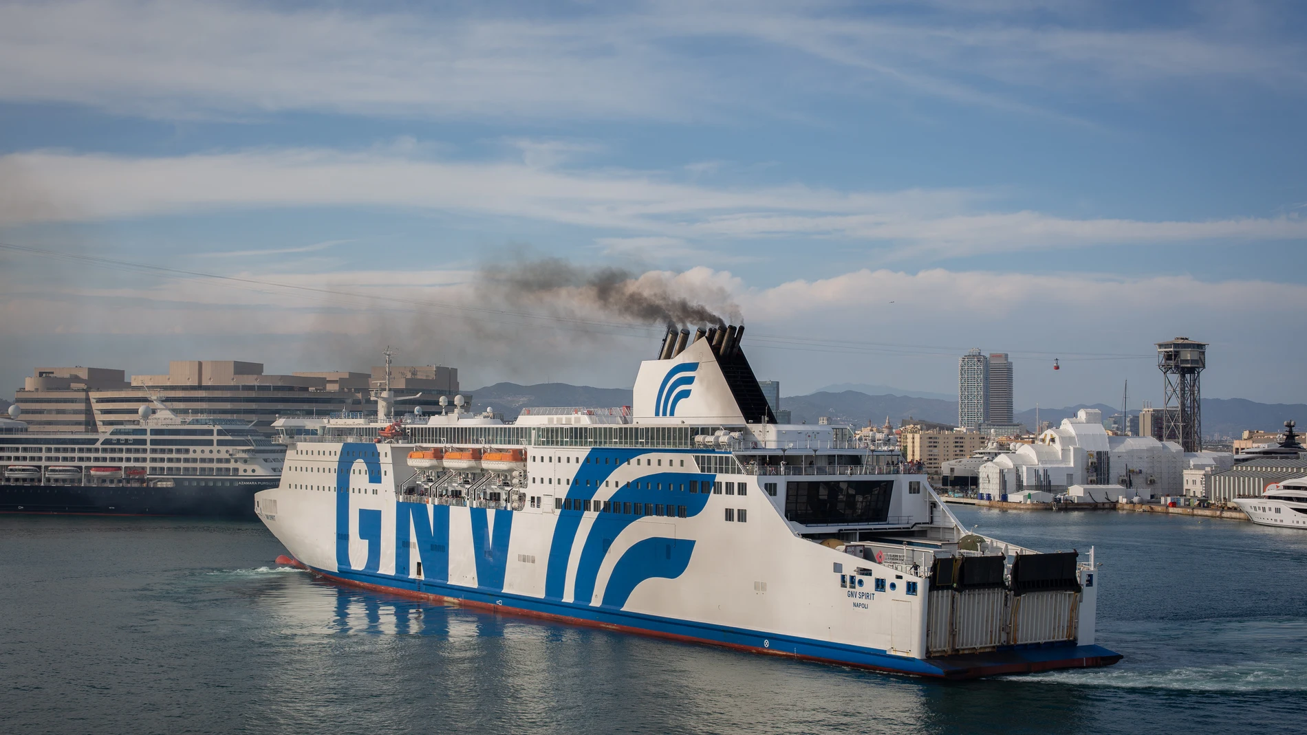 El Gobierno asegura que no dispone del "soporte legal necesario" para limitar la entrada de cruceros a España