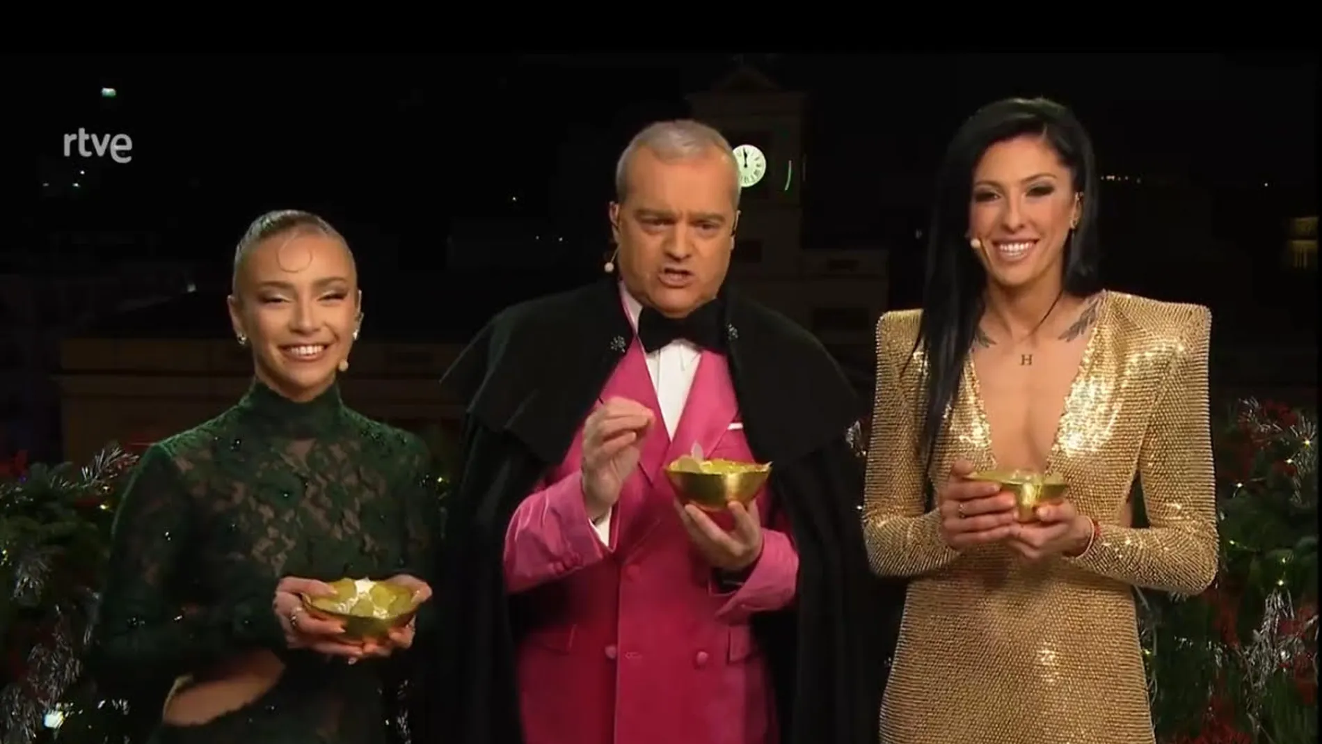 Jenni Hermoso y su look para las campanadas de TVE.