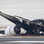 JAL passenger plane bursts into flames at Haneda Airport in Tokyo