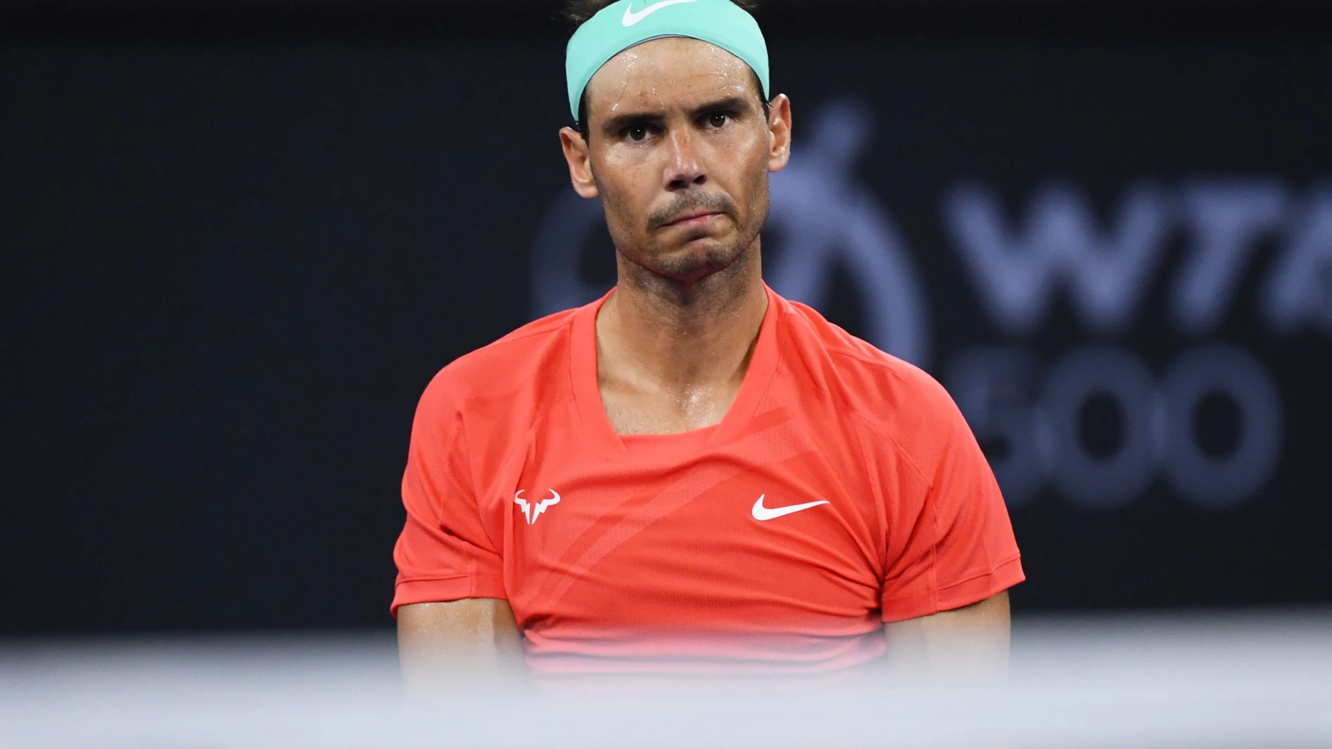 Brisbane (Australia), 05/01/2024.- Rafael Nadal of Spain looks on during his quarter-final match against Jordan Thompson of Australia at the 2024 Brisbane International tennis tournament in Brisbane, Australia, 05 January 2024. (Tenis, Jordania, España) EFE/EPA/JONO SEARLE AUSTRALIA AND NEW ZEALAND OUT EDITORIAL USE ONLY EDITORIAL USE ONLY