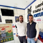 Los loteros que dieron el Gordo en Morón reparten 11 millones en el sorteo de «El Niño» 