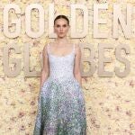 BEVERLY HILLS, CALIFORNIA - JANUARY 07: Natalie Portman attends the 81st Annual Golden Globe Awards at The Beverly Hilton on January 07, 2024 in Beverly Hills, California. (Photo by Kevin Mazur/Getty Images)