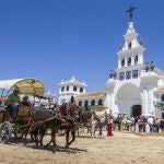 Coches de caballos en la aldea de El Rocío