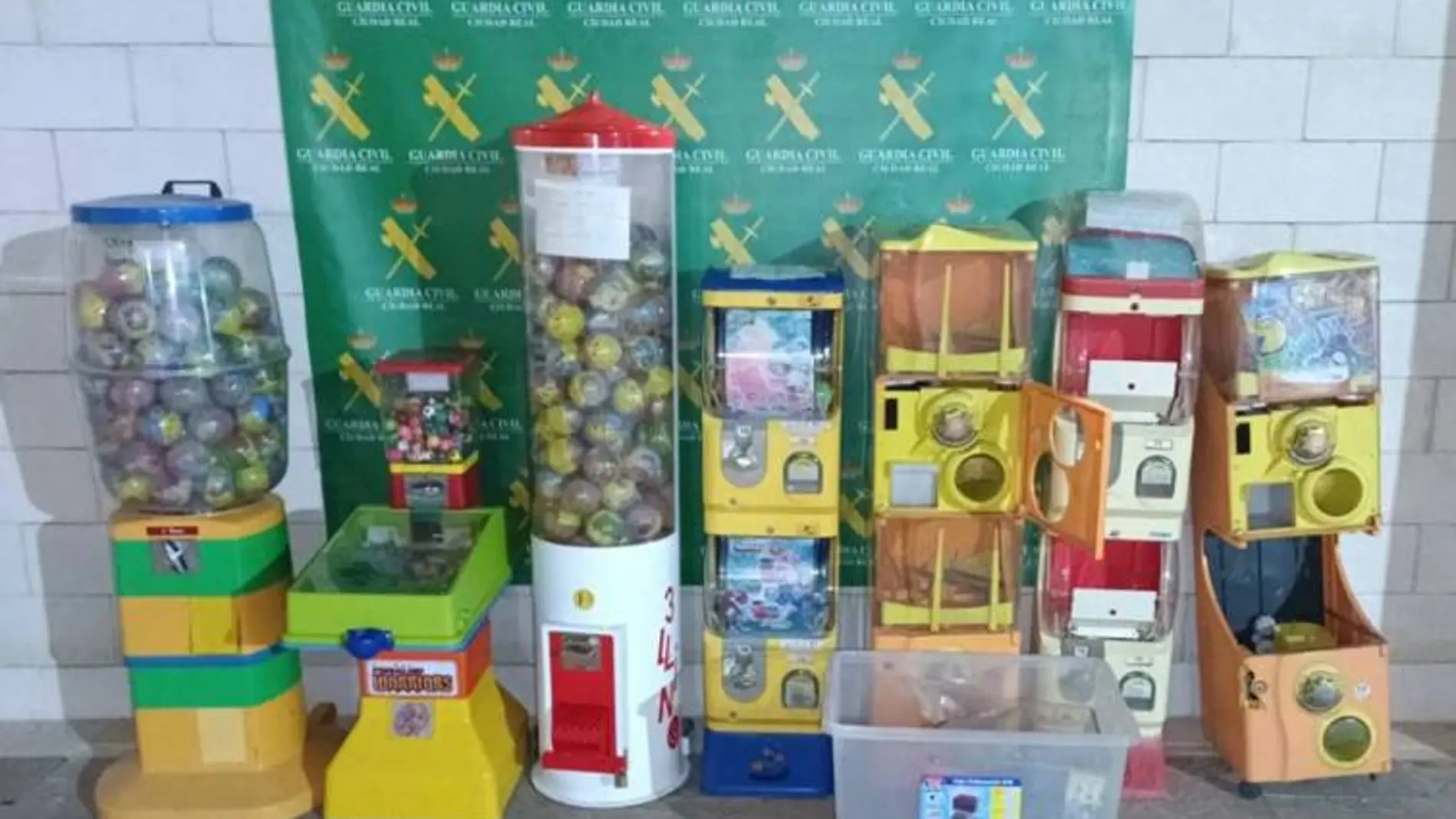 Máquinas expendedoras incautadas por la Guardia Civil