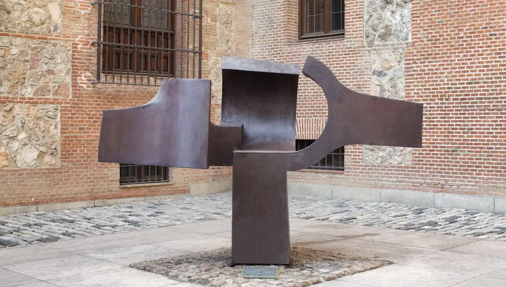 «Lugar de encuentros II» en la Plaza del Rey