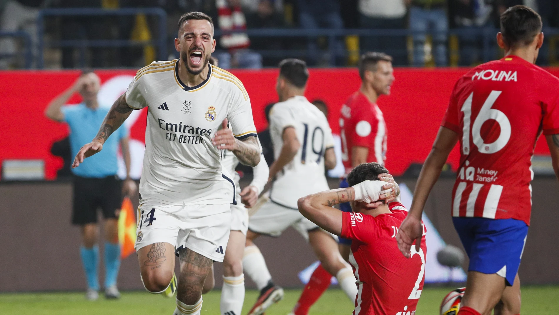 Joselu celebra el gol que desequilibró la semifinal