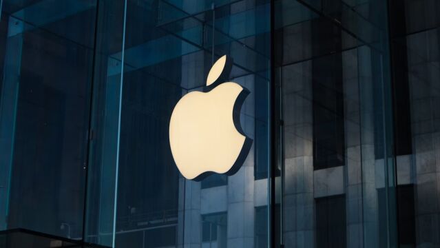 El batterygate afectó a miles de fanáticos de Apple.