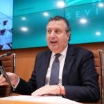 El presidente de la Diputación de Sevilla, Javier Fernández