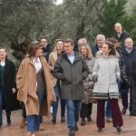 El líder del PP, Alberto Núñez Feijóo junto al comité de dirección del partido en Toledo. 