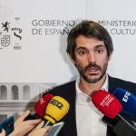 Urtasun se reúne con el sector cultural sobre el desarrollo del Estatuto del Artista