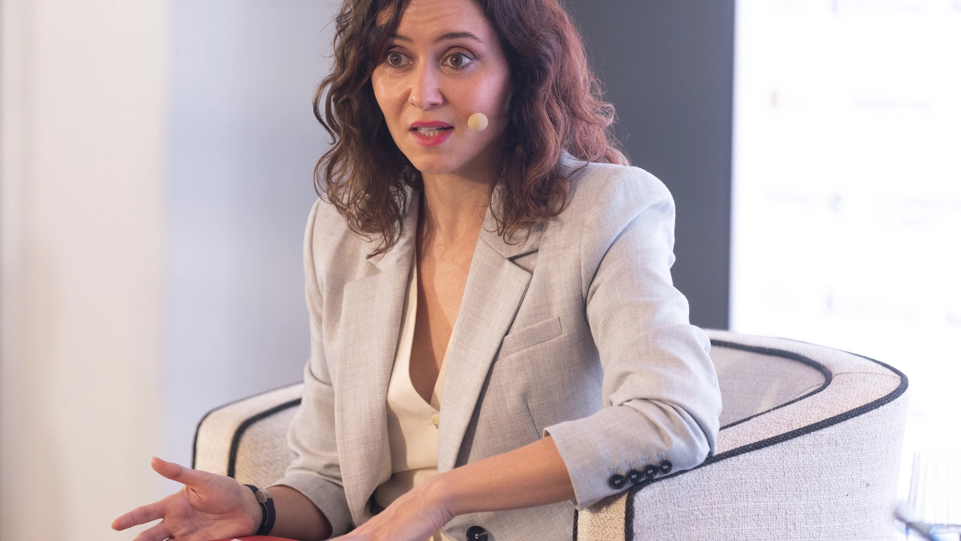 La presidenta de la Comunidad de Madrid, Isabel Díaz Ayuso, interviene durante un Desayuno Madrid de Europa Press, en el Hotel Rosewood Villa Magna, a 16 de enero de 2024, en Madrid (España).16 ENERO 2024;MADRID;DESAYUNO MADRID;EUROPA PRESS;AYUSOEduardo Parra / Europa Press16/01/2024