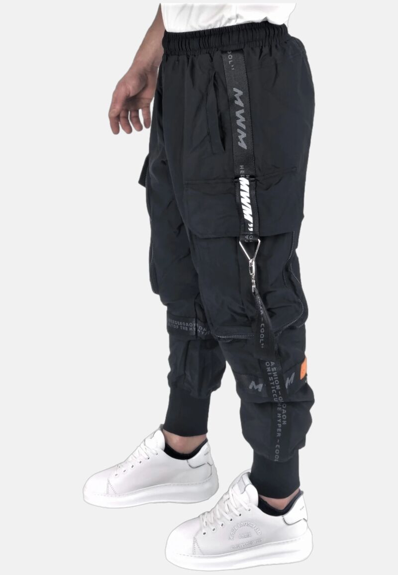 Pantalones cargo.