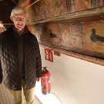 El decano emérito de Canterbury visita Salamanca por un documental sobre Santo Tomás