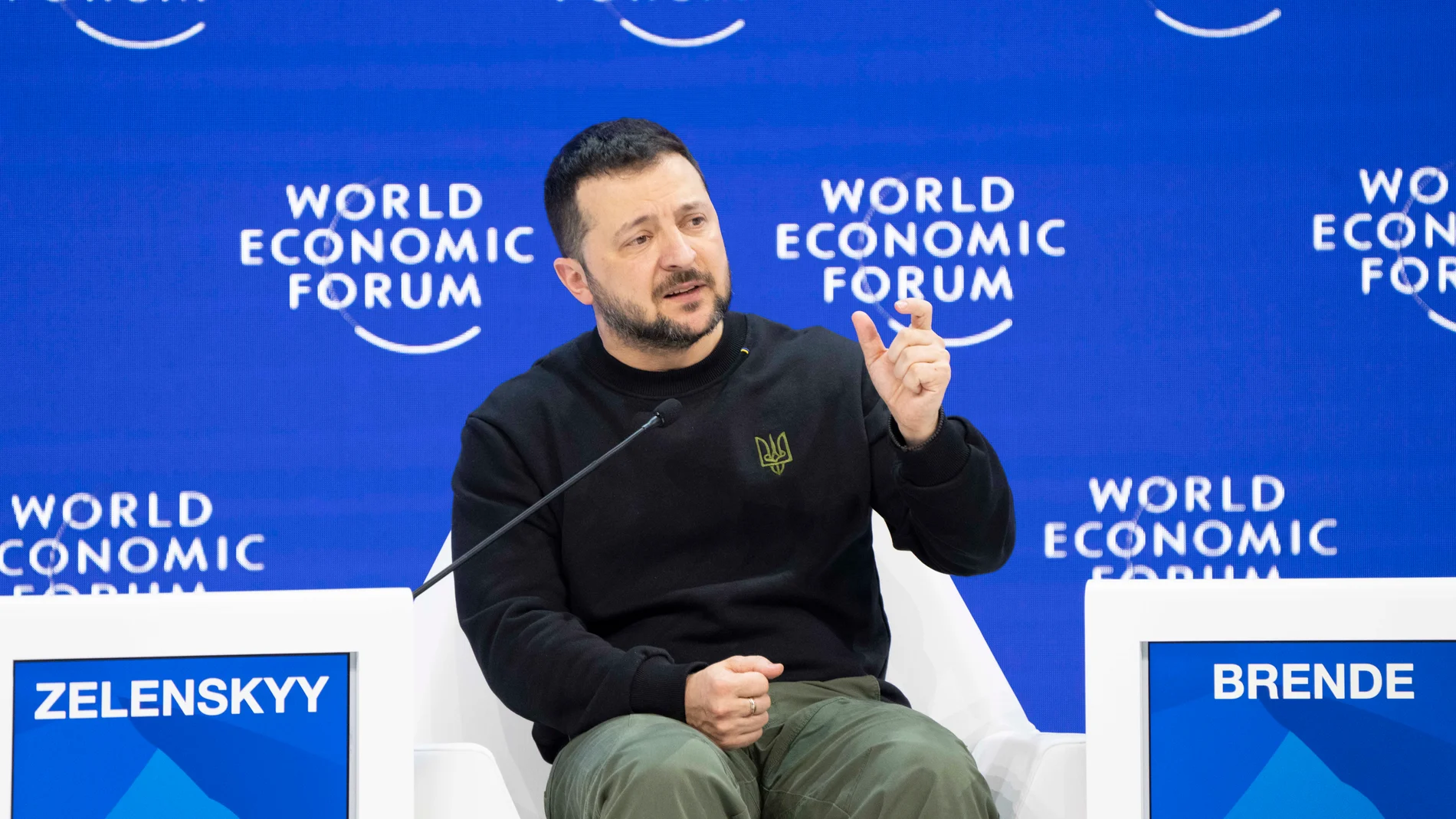 Zelenski insiste a sus compatriotas en el extranjero que deben volver a Ucrania "a luchar o a trabajar"
