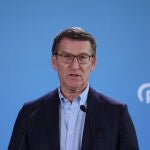 Feijóo acusa al TC de suplantar al Supremo al enmendarle sentencias como la de Rodríguez: es un mensaje "intencionado"