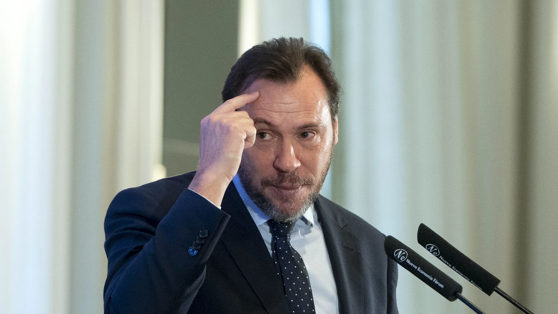 El ministro de Transportes y Movilidad Sostenible, Óscar Puente, interviene durante un desayuno informativo de Fórum Europa, en el Hotel Mandarin Oriental Ritz, a 18 de enero de 2024, en Madrid (España). 18 ENERO 2024;OSCAR PUENTE;EUROPA PRESS;DESAYUNO;DESAYUNO INFORMATIVO Alberto Ortega / Europa Press 18/01/2024