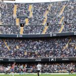 El estadio de Mestalla durante el partido Valencia CF - Granada CF
