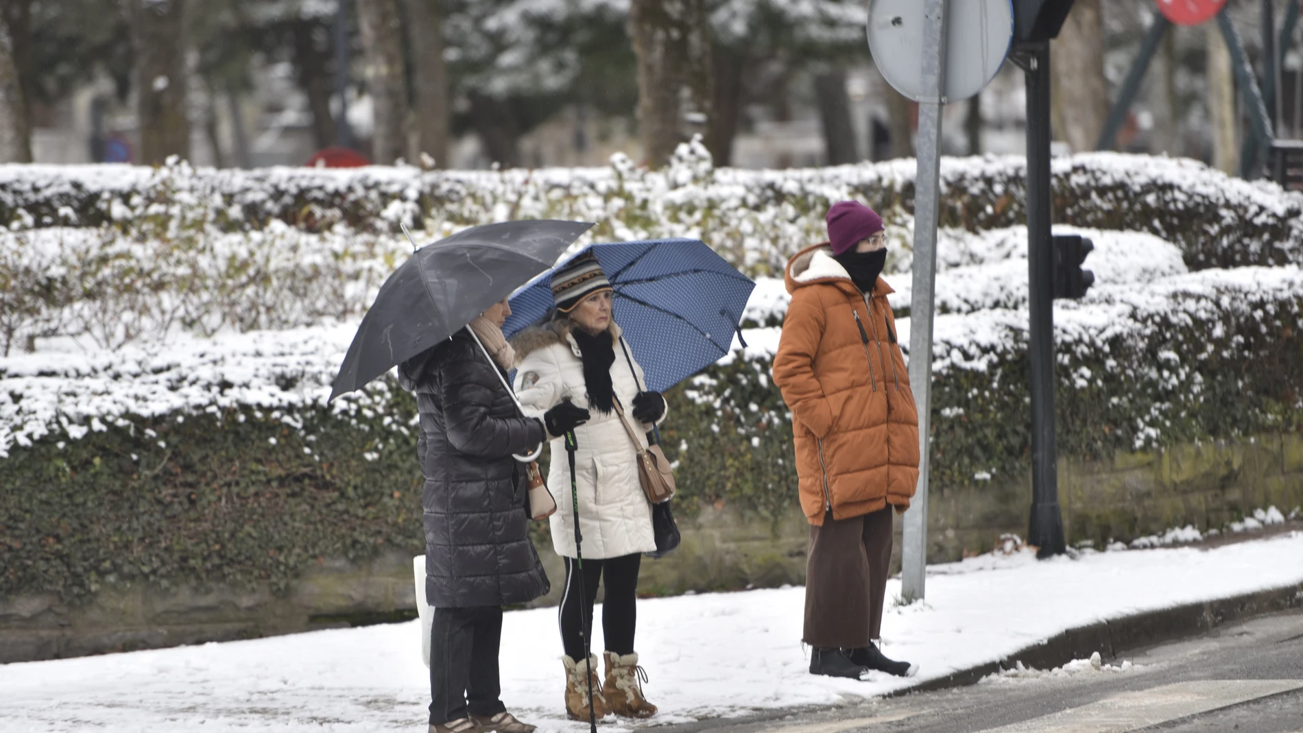 La borrasca 'Juan' trae lluvia, nieve, heladas y frío con térmometros que suben el domingo, cuando vuelve la estabilidad