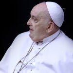 El Papa pide a la Iglesia dialogar sin miedo sobre grandes temas actuales y acoger al que se siente abandonado por Dios