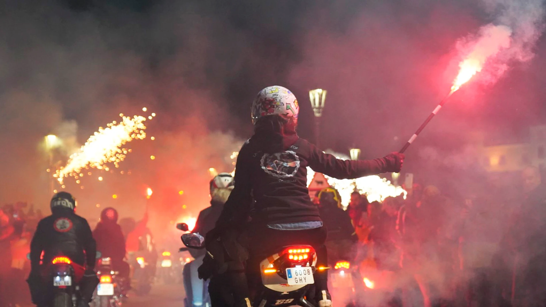 Desfile de las Antorchas de Motauros