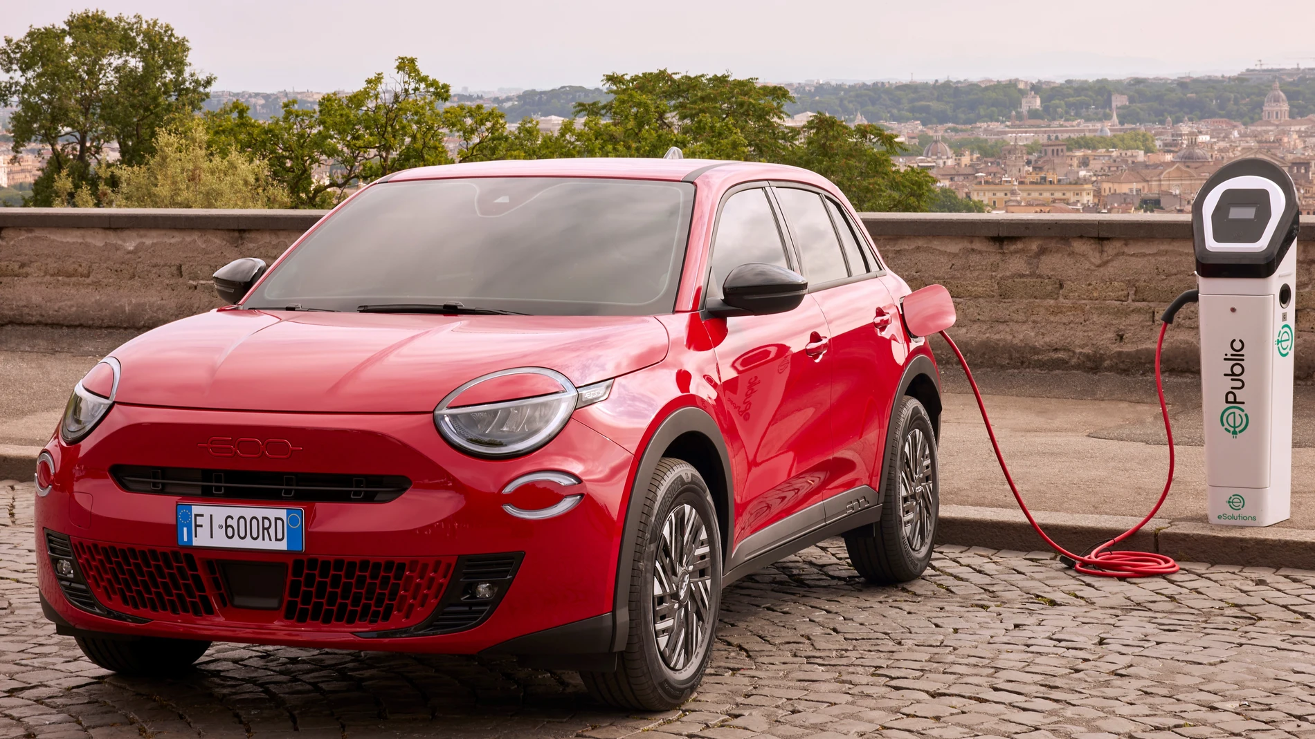 Fiat revive el mito del 600, ahora cien por cien eléctrico