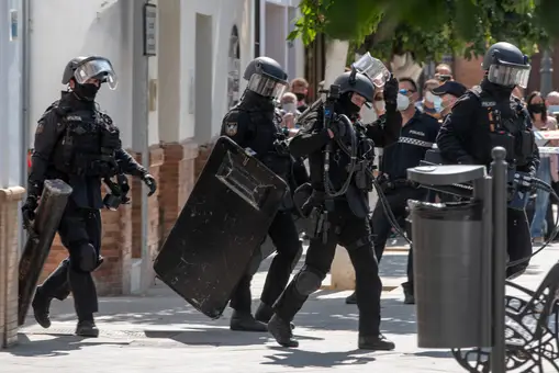 Al banquillo un yihadista con nacionalidad danesa que trasladaba a jóvenes para luchar con el Estado Islámico Al banquillo un yihadista con nacionalidad danesa que trasladaba a jóvenes para luchar con el Estado Islámico