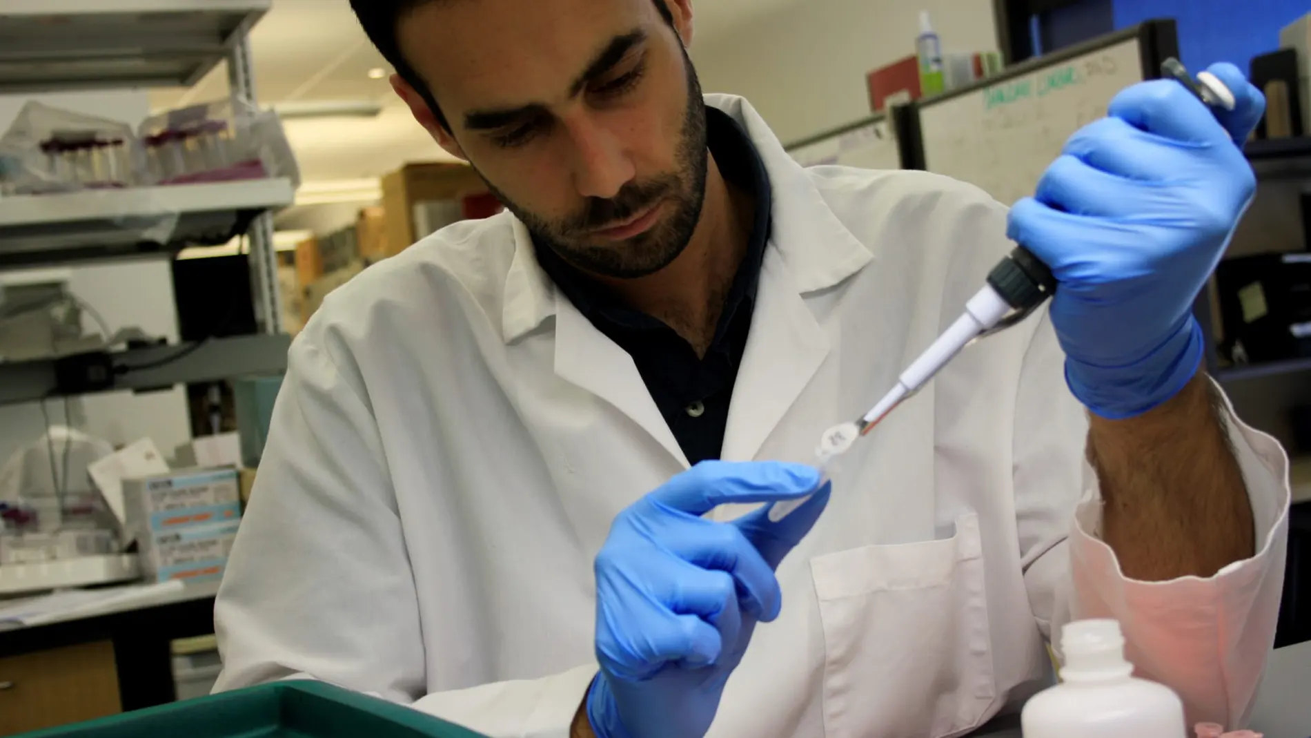 José Alberto López, investigador posdoctoral en el IRB Barcelona y primer autor del trabajo.