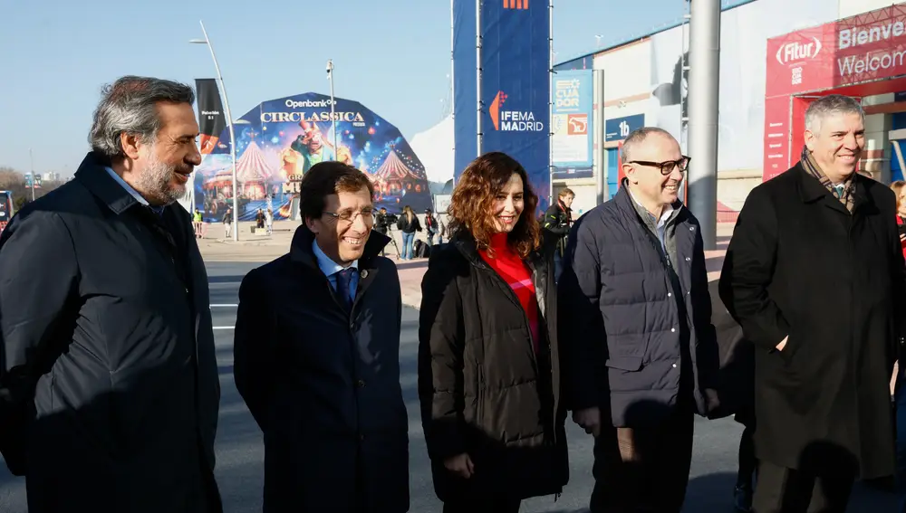 El look de Ayuso para presentar la Fórmula 1 en Madrid.