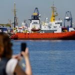  17/06/18 PUERTO DE VALENCIA. LLEGADA DEL SEGUNDO BARCO AQUARIUS.