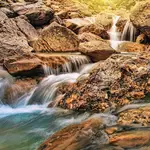 Agua cristalina corriendo por la comarca del Valle soriano