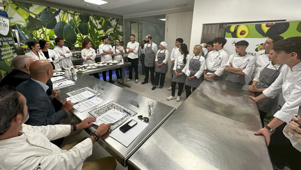 Estudiantes de la ESHS durante una clase