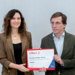 Ayuso y Almeida participan en la celebración del Día de Madrid en Fitur 2024