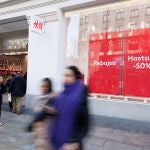 Economía.- H&M anuncia un ERE en España que afectará a 588 trabajadores y el cierre de 28 tiendas
