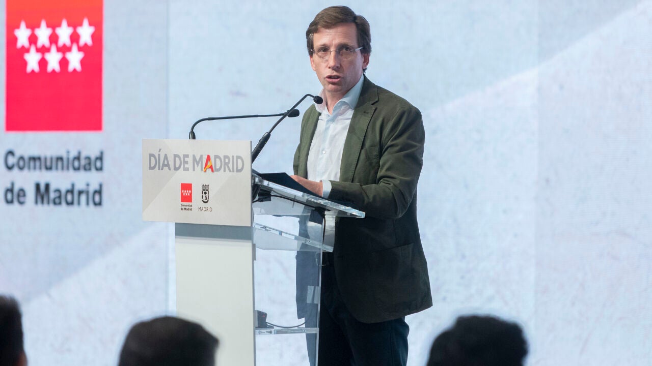 Lectura del manifiesto de los alcaldes del PP, por la igualdad de todos ...