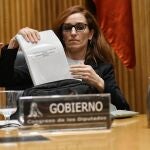 La ministra de Sanidad, Mónica García, durante la Comisión de Sanidad, en el Congreso de los Diputados, a 26 de enero de 2024, en Madrid (España). Durante su comparecencia, Mónica García ha informado sobre las líneas generales de la política de su departamento.