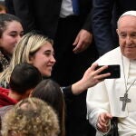 Pope Francis leads Audience with the Confirmands of the Archdiocese of Bari-Bitonto 