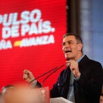 Pedro Sánchez participa en un mitin en Lugo