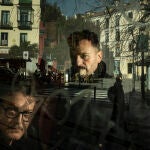 Asier Etxeandia y a Enrico Bárbaro, miembros del grupo “Mastodonte”.
