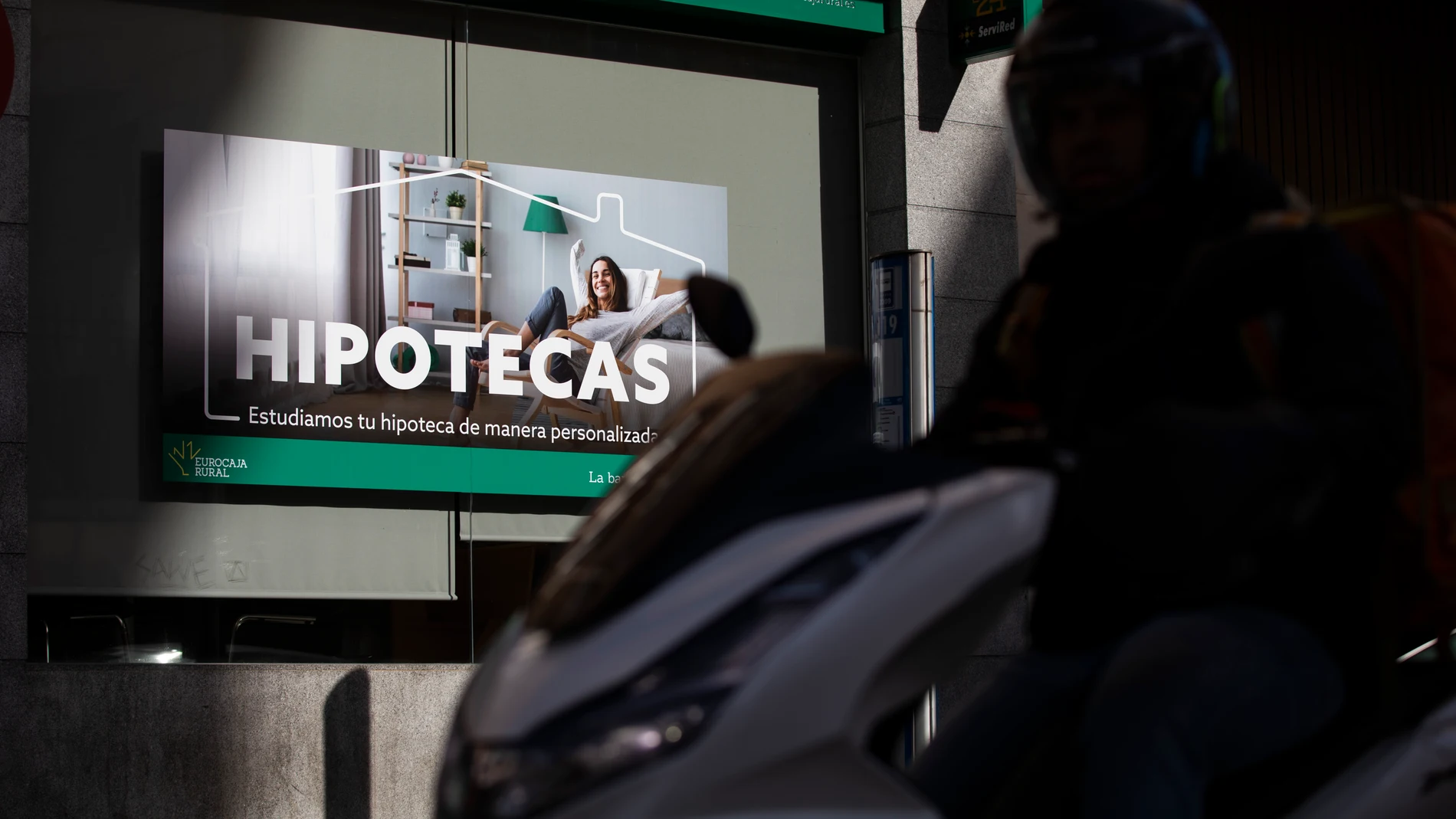 Cartel publicitario de hipotecas de una entidad bancaria