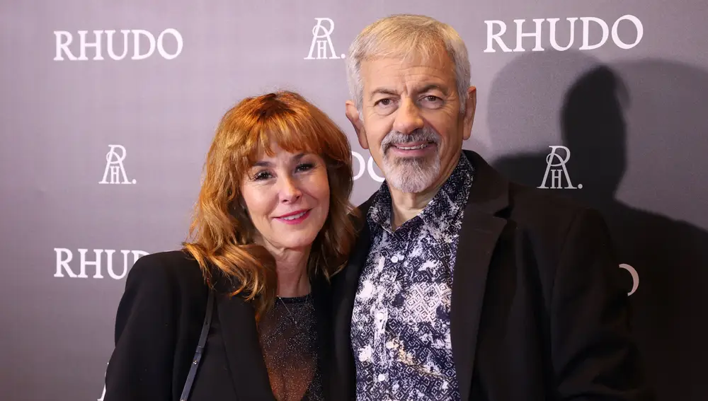 Carlos Sobera y su mujer, Patricia Santamaría, en la inauguración de Rhudo