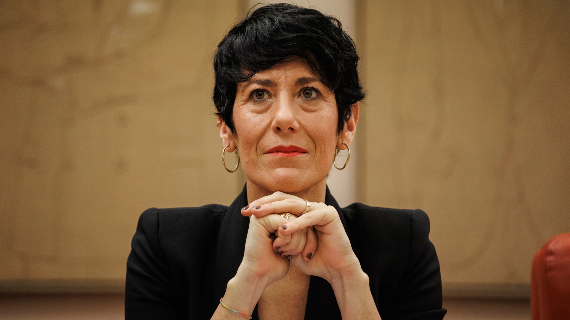 Elma Saiz anuncia que crearán un laboratorio de evaluación de políticas dirigidas a acompañar a personas en exclusión