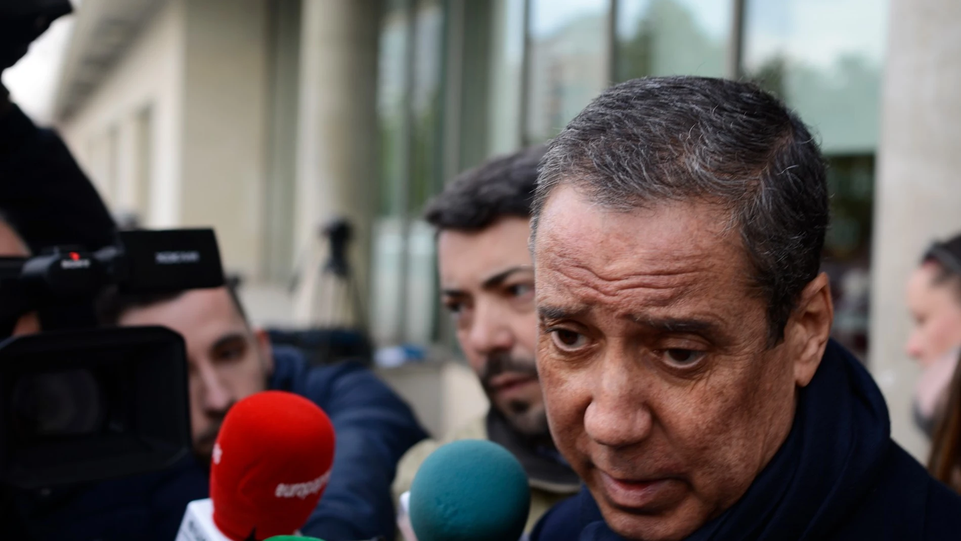 A juicio desde hoy los expresidentes valencianos Eduardo Zaplana y José Luis Olivas por el caso Erial