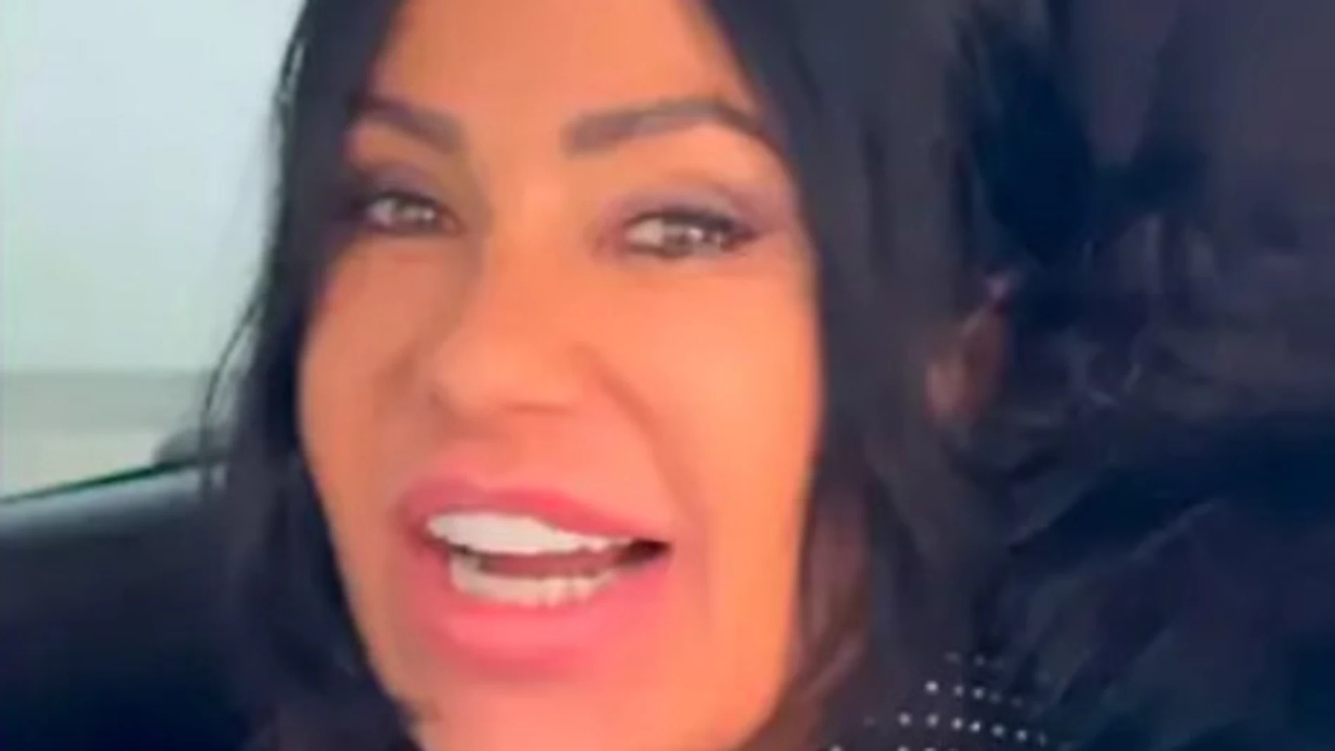 Maite Galdeano con su nueva sonrisa