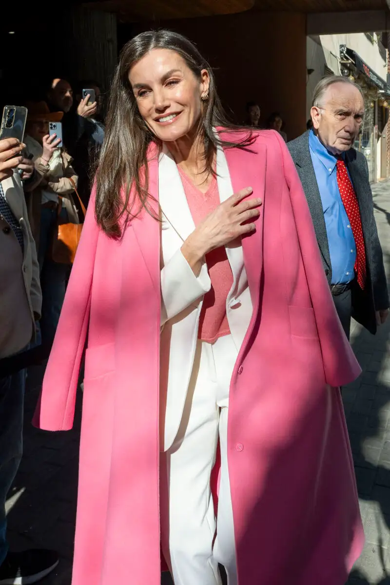 La reina Letizia asiste al debate sobre la industria del cine en el que participa el cineasta Martin Scorsese