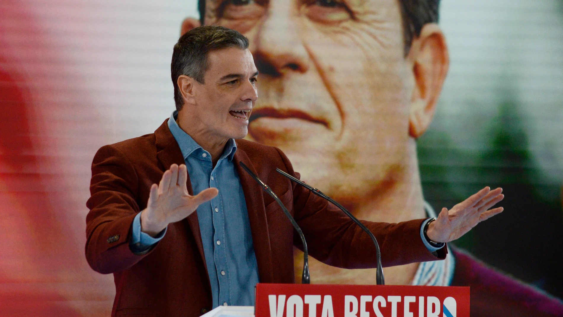 Pedro Sánchez interviene en un mitin en Ourense ROSA VEIGA/EUROPA PRESS 02/02/2024