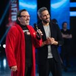 Pepe Navarro junto al presentador Roberto Leal