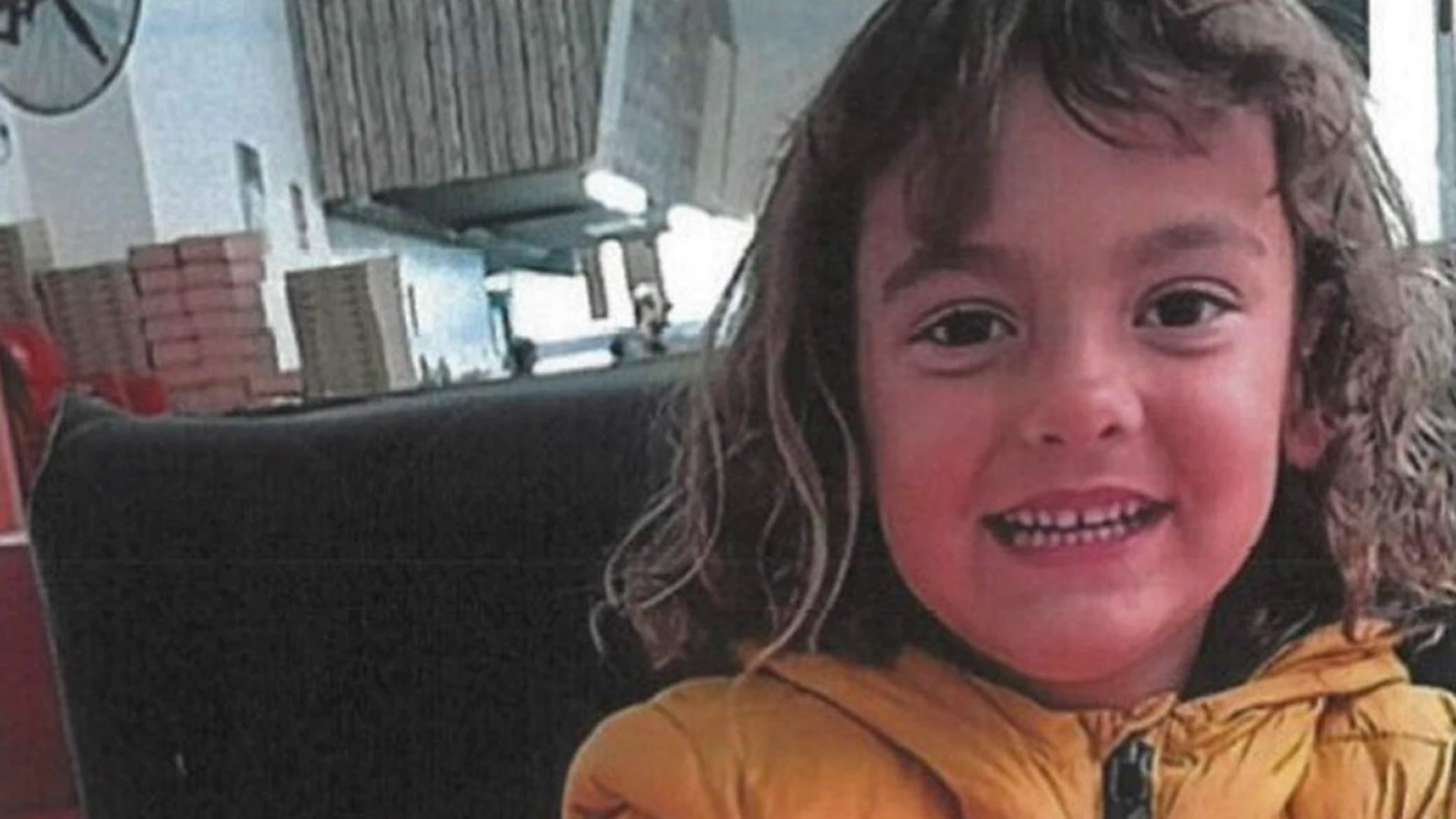 VALENCIA, 03/02/2024.- Fotografía publicada en la web oficial del CNDES del Ministerio del Interior de una niña de 6 años que desapareció el pasado 18 de enero en la localidad de Cullera (Valencia), y a la que se vio por última vez en Valencia. La Policía Local de Valencia ha publicado en la red social X el aviso que consta en la web del Ministerio del Interior con la desaparición de Agatha P. y pide la colaboración ciudadana para hallar a la pequeña. EFE/Ministerio del Interior/CNDES -SOLO U...