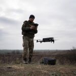 Los drones se convierten en un arma eficaz y barata en los conflictos de Ucrania, Gaza y el mar Rojo