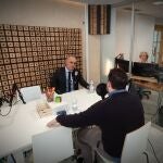 El portavoz del grupo municipal socialista en el Ayuntamiento de Sevilla lanza el podcast 'Estas cosas llevan tiempo'.
