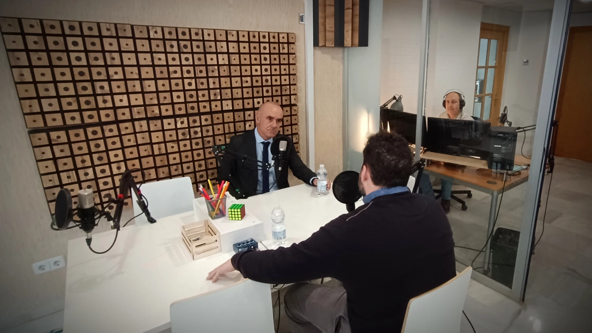 El portavoz del grupo municipal socialista en el Ayuntamiento de Sevilla lanza el podcast 'Estas cosas llevan tiempo'. PSOE SEVILLA 04/02/2024
